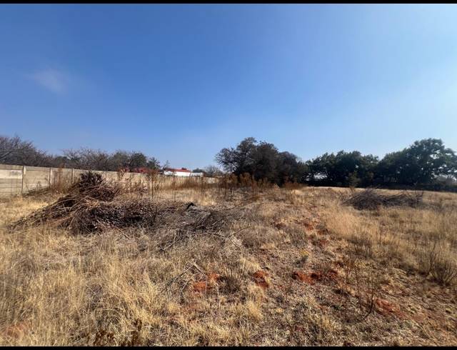 1,283M² VACANT LAND FOR SALE IN KOOKRUS